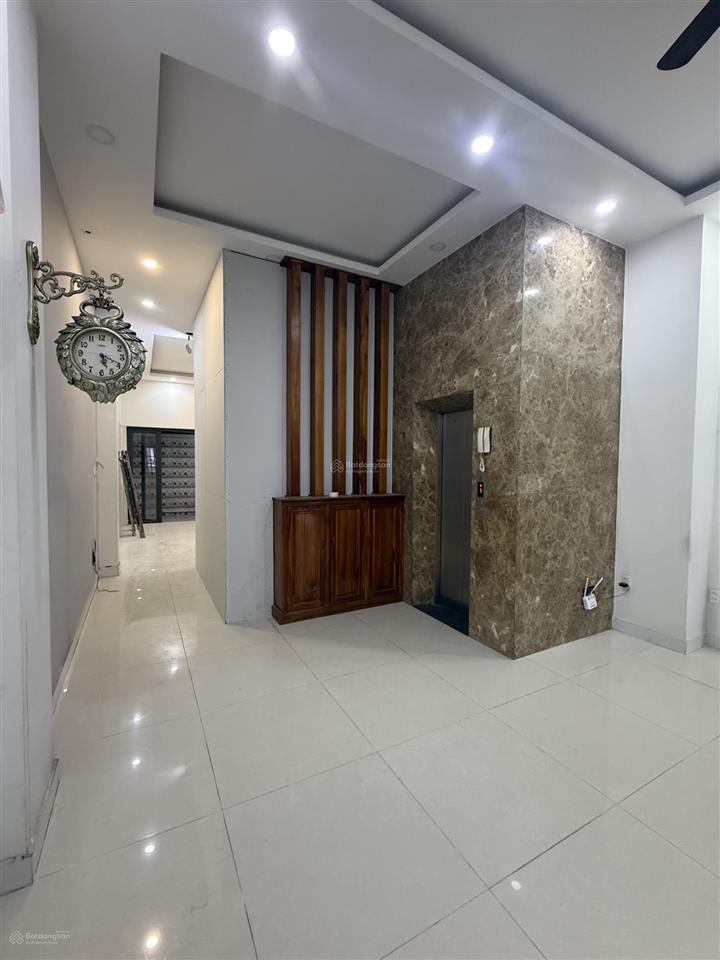 Cho thuê mặt bằng 100m2 khu cityland park hills, gò vấp