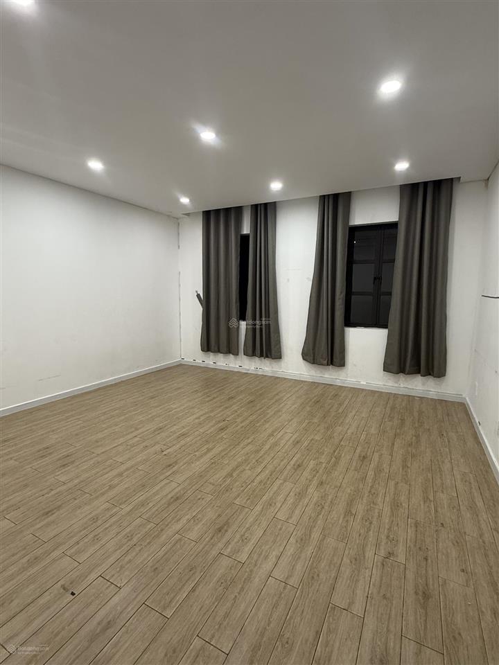 Cho thuê nhà cityland park hills gò vấp  nhà 1 hầm 1 trệt 3 lầu  gần siêu thị lotte