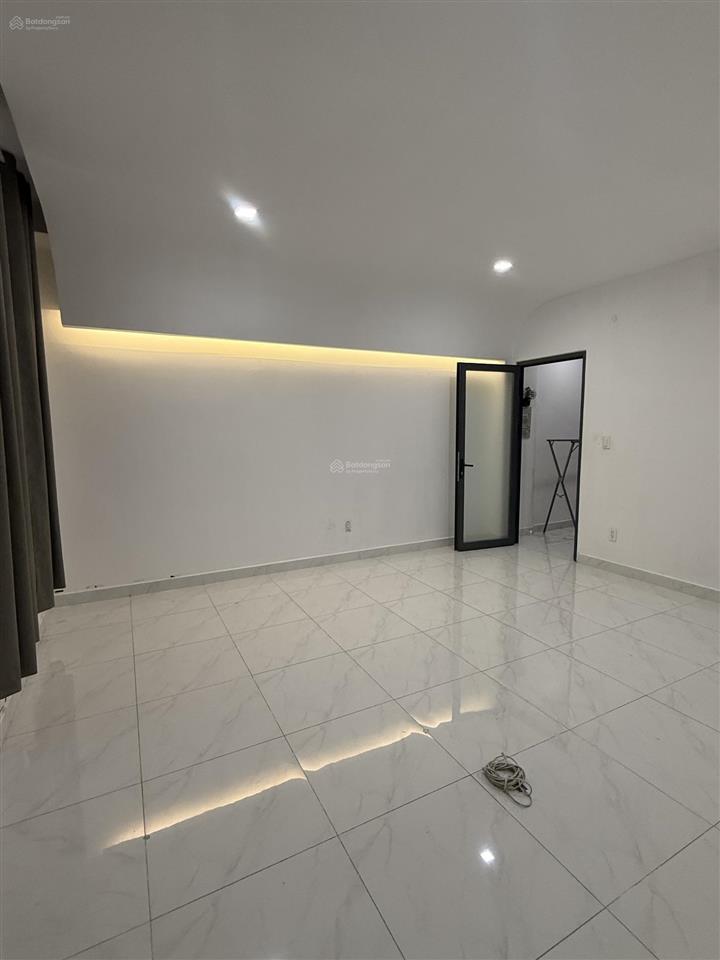 Cho thuê nhà cityland park hills gò vấp  nhà 1 hầm 1 trệt 3 lầu  gần siêu thị lotte
