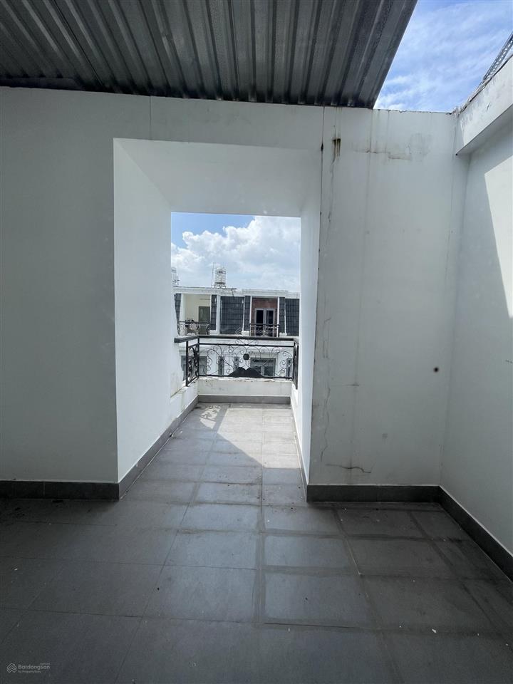 Bán nhà mặt phố bảo ngọc  thạnh lộc  quận 12  (4 x 15m, 1 trệt 4 lầu)