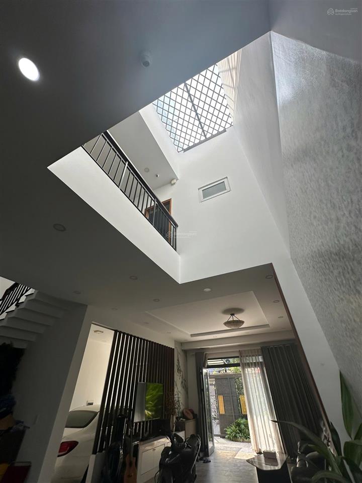 Biệt thự phong cách tối giản  dành cho khách hàng thích sự đơn giản