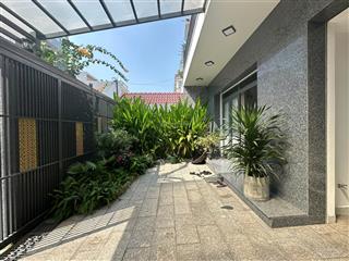 Biệt thự phong cách tối giản  dành cho khách hàng thích sự đơn giản