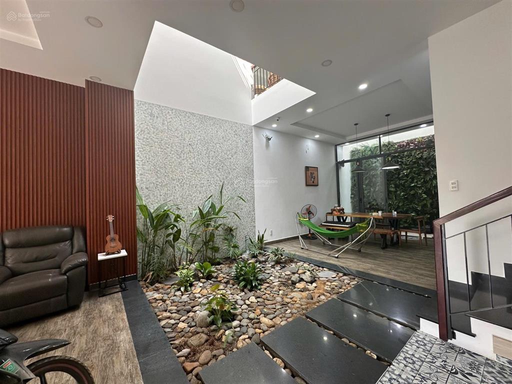 Biệt thự phong cách tối giản  dành cho khách hàng thích sự đơn giản