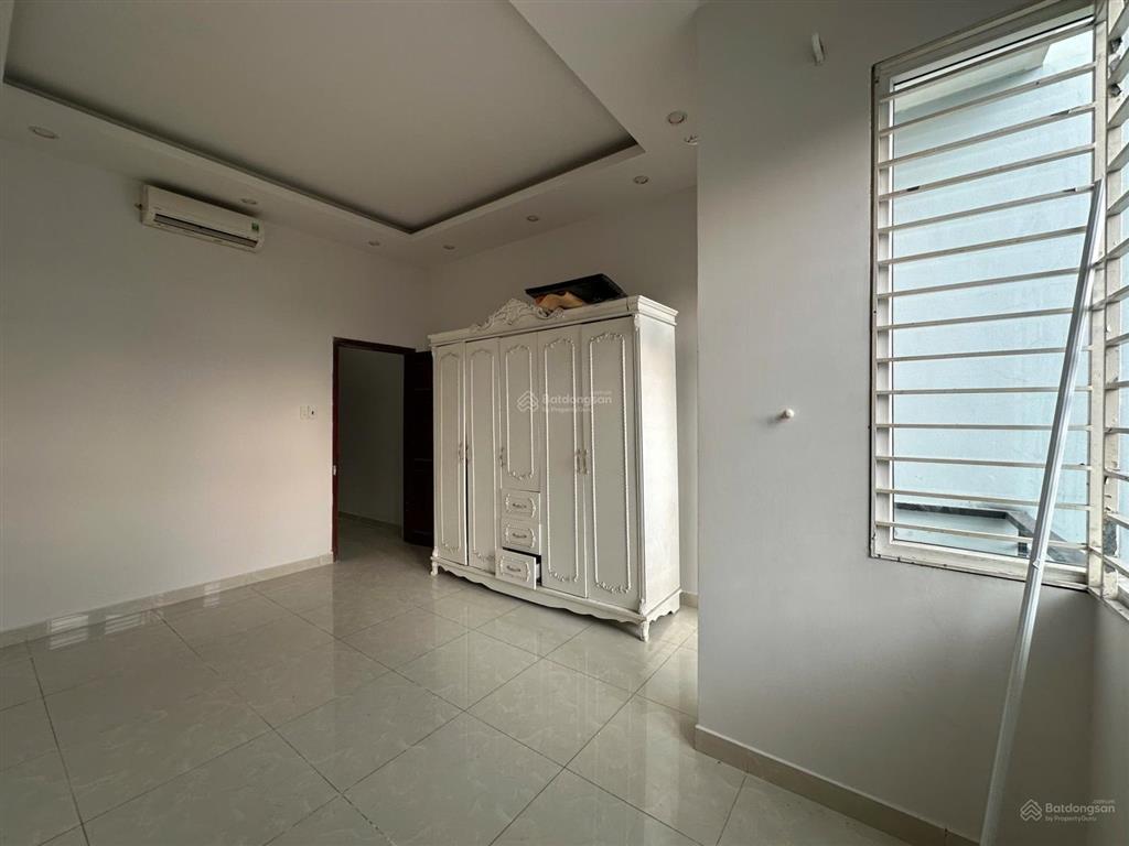 Chdv mặt tiền trần bá giao ( 4,5 x 17 dts 277m2  đang sẵn thu nhập 30tr/ tháng )  mặt tiền vip