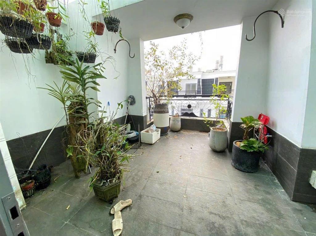 Nhà kdc bảo minh  (4,5 x 11.5m)  1 trệt 1 lửng 3 lầu  đường 8m + vỉa hè