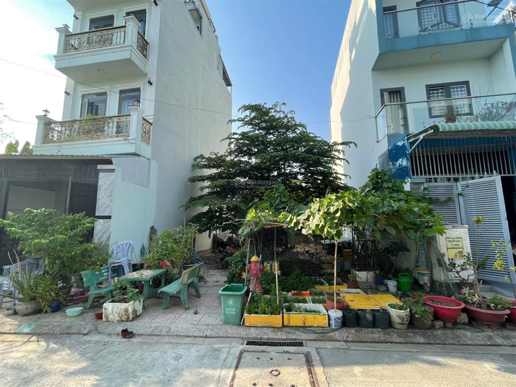 Đất kdc  sổ hồng riêng  ( 4 x 13 )  đường 8m + vỉa hè  khu đẹp tx 52