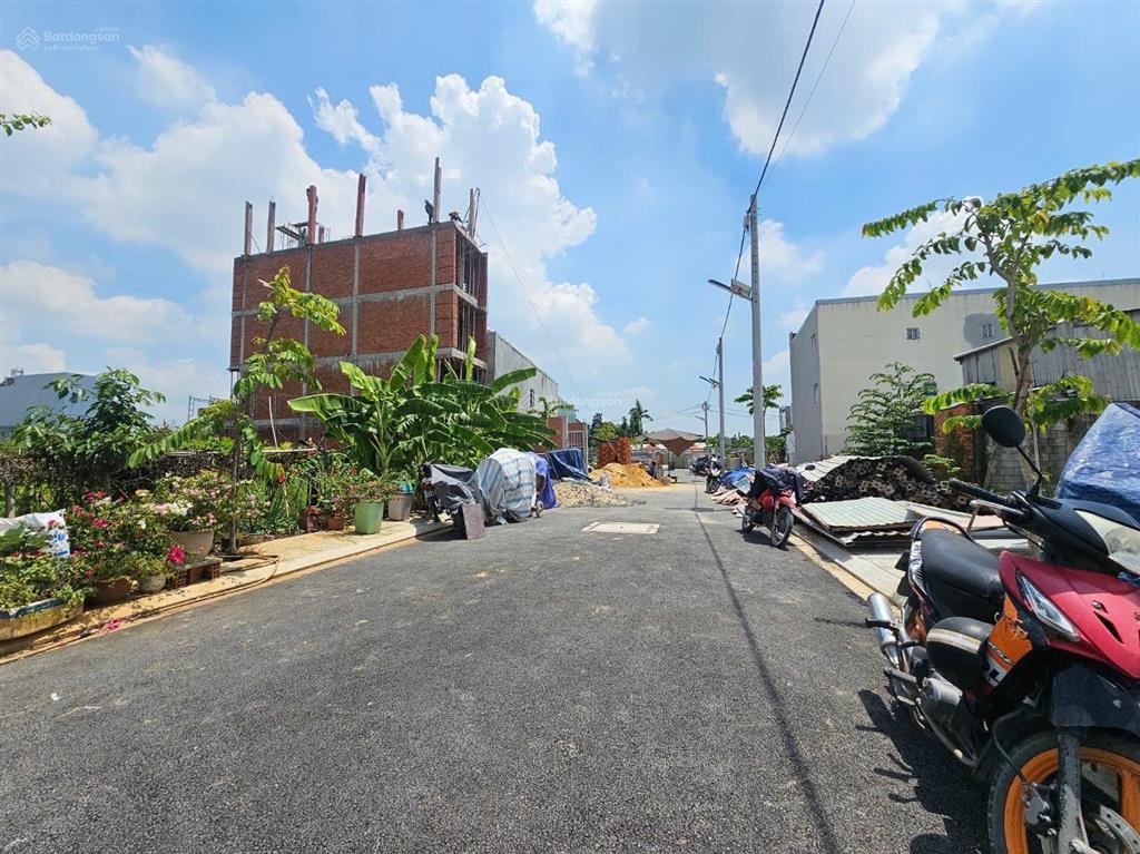 Đất thạnh xuân 25 (4 x 27 full thổ cư)  đường 7m + vỉa hè. hệ số xây dựng cao