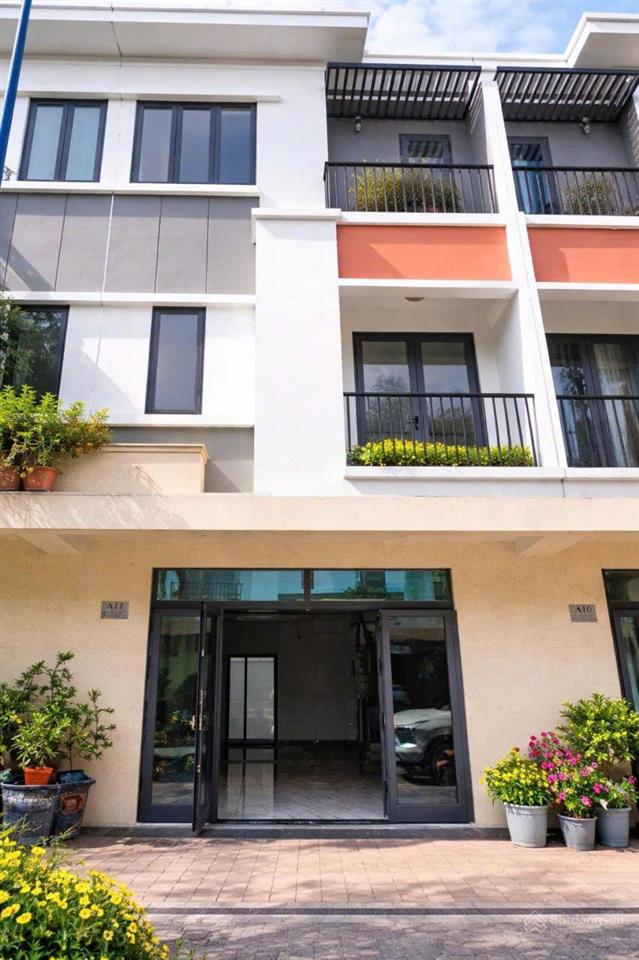 Nhà phố 3 tầng ngay lê thị trung, p. an phú, mặt tiền đường thông 13m giá đầu tư 2.99 tỷ (100%)