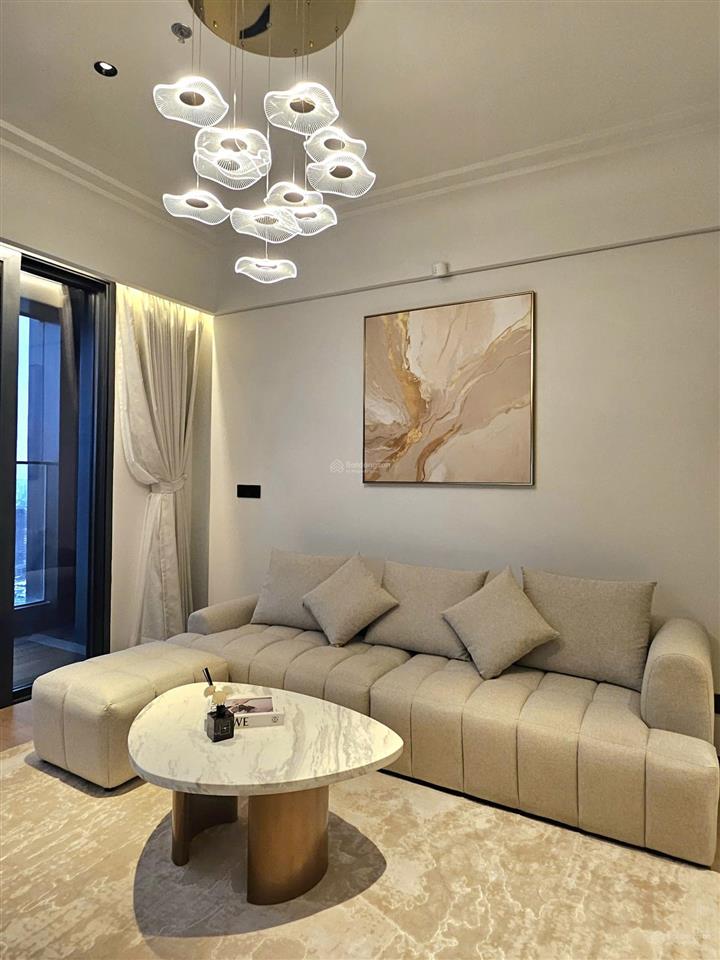 Cho thuê căn hộ 2pn, 2wc, 25 triệu vnd, 83m2 view đẹp tại vinhomes golden river ba son