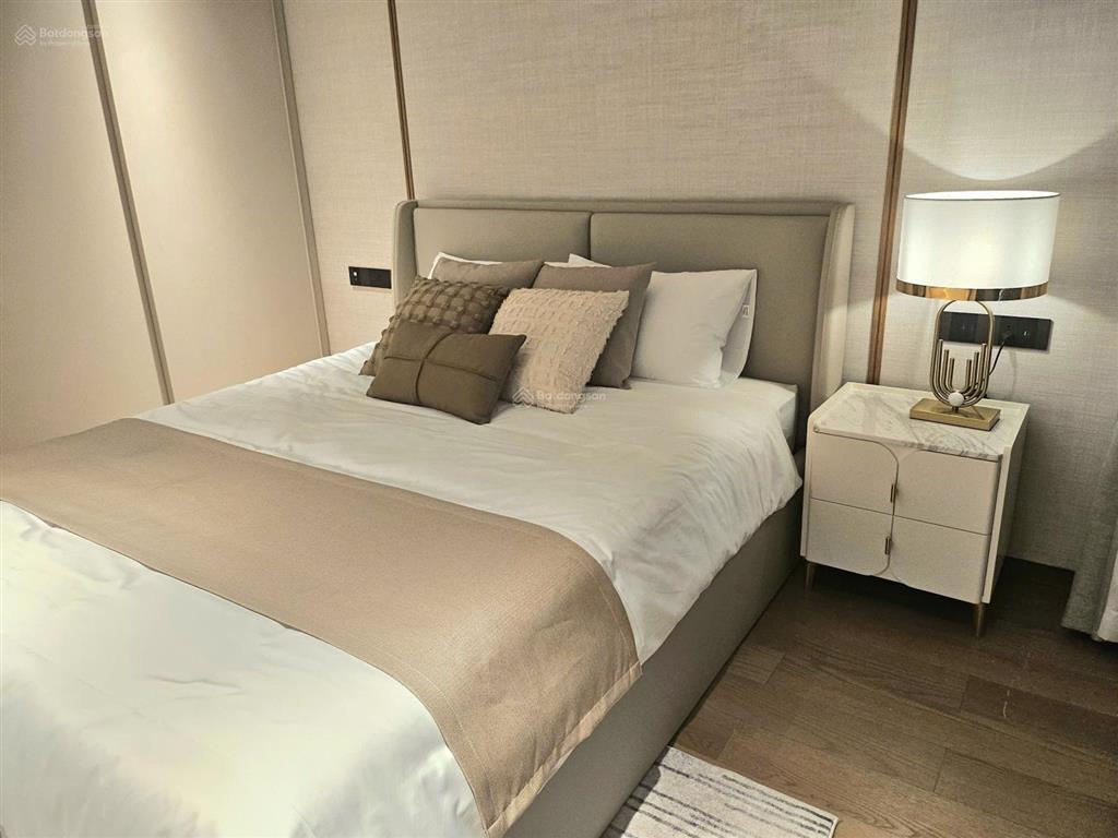 Cho thuê căn hộ 2pn, 2wc, 25 triệu vnd, 83m2 view đẹp tại vinhomes golden river ba son