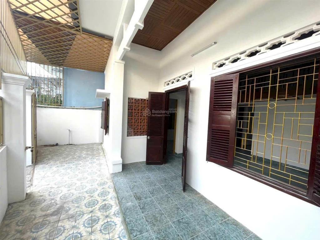 Hiếm hiếm. nhà phố ngang 8,4m  gần khu du lịch sầm uất tp nha trang