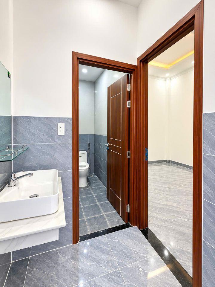 NHÀ MỚI HOÀN THIỆN VỪA VÀO NỘI THẤT, VÀO Ở NGAY CHỈ VỚI 500TR