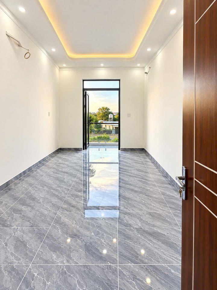 NHÀ MỚI HOÀN THIỆN VỪA VÀO NỘI THẤT, VÀO Ở NGAY CHỈ VỚI 500TR