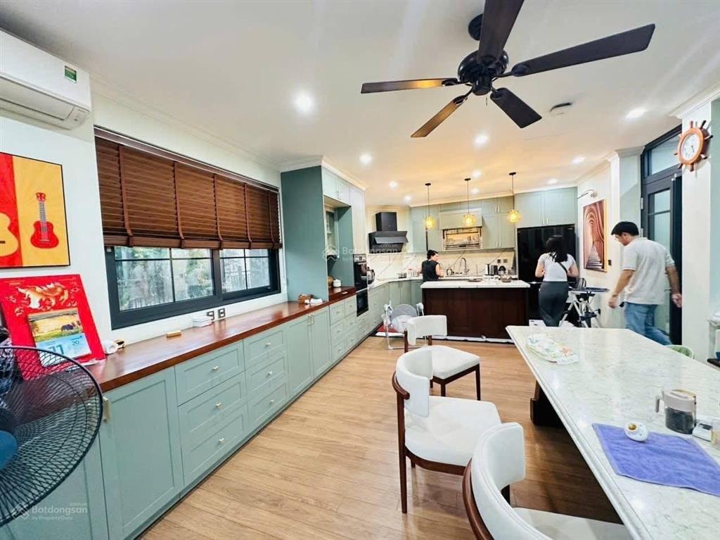 Siêu phẩm nhà xuân đỉnh lô góc gara ô tô thang máy đường ô tô tránh mặt tiền siêu khủng 3