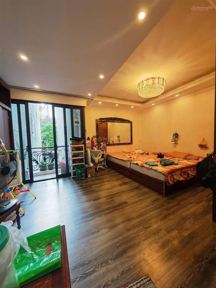 Quan hoa cầu giấy trung tâm cầu giấy  gần phố  ngõ thoáng đẹp  chủ ở giữ gìn dt 61 m x 5 tầng