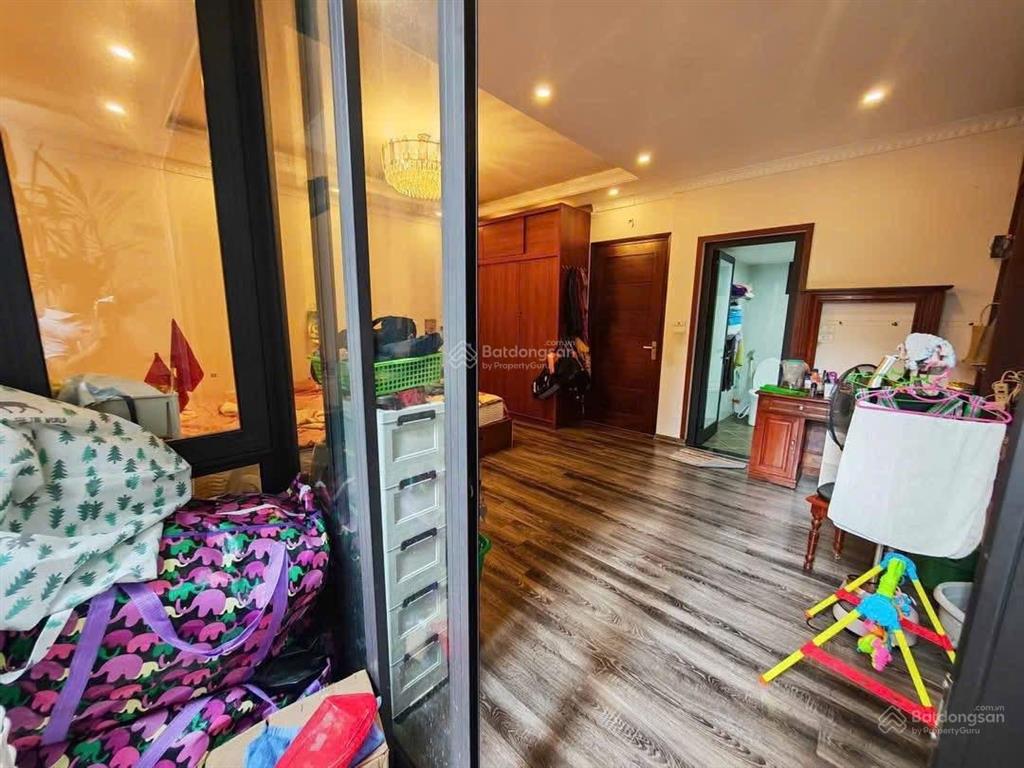 Quan hoa cầu giấy trung tâm cầu giấy  gần phố  ngõ thoáng đẹp  chủ ở giữ gìn dt 61 m x 5 tầng