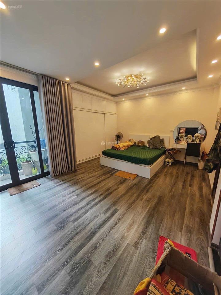 Quan hoa cầu giấy trung tâm cầu giấy  gần phố  ngõ thoáng đẹp  chủ ở giữ gìn dt 61 m x 5 tầng