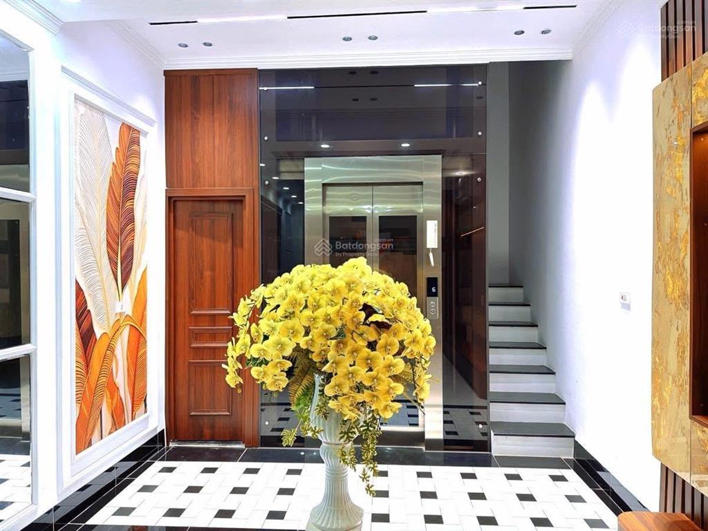 Bán nhà ngọc khánh 6 tầng thang máy nội thất vip dòng tiền tốt dt 55 m x 6 tầng mt 4.6 m giá