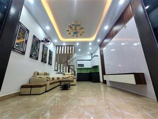 Siêu phẩm hoàng mai  phố vĩnh hưng dt 38 m x 5 tầng mặt tiền 4.2 giá 7.4 tỷ. nhà mới 5 tầngth