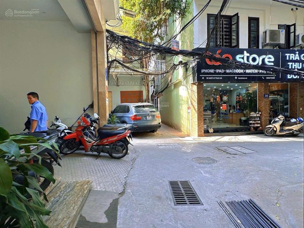 Nhà đẹp ở ngay  oto đậu cửa.
 trung tâm phố thái hà . đống đa.
 60m2  4 tầng  mt 4,2  giá