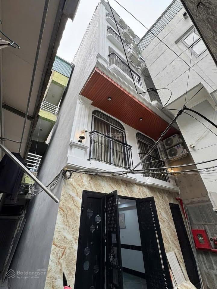 Hoàng mai dt 55 m x 7 tầng mt 5.2 m giá 14 tỷ hoàng mai toà chdv xây mới 7 tầng thang máy, đầy đ