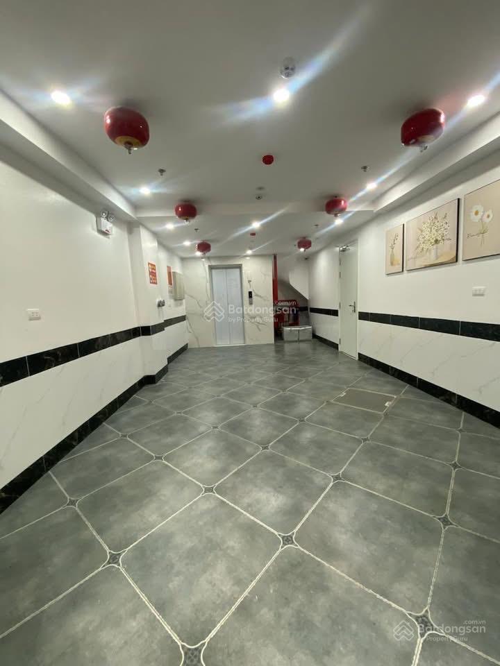 Hoàng mai dt 55 m x 7 tầng mt 5.2 m giá 14 tỷ hoàng mai toà chdv xây mới 7 tầng thang máy, đầy đ