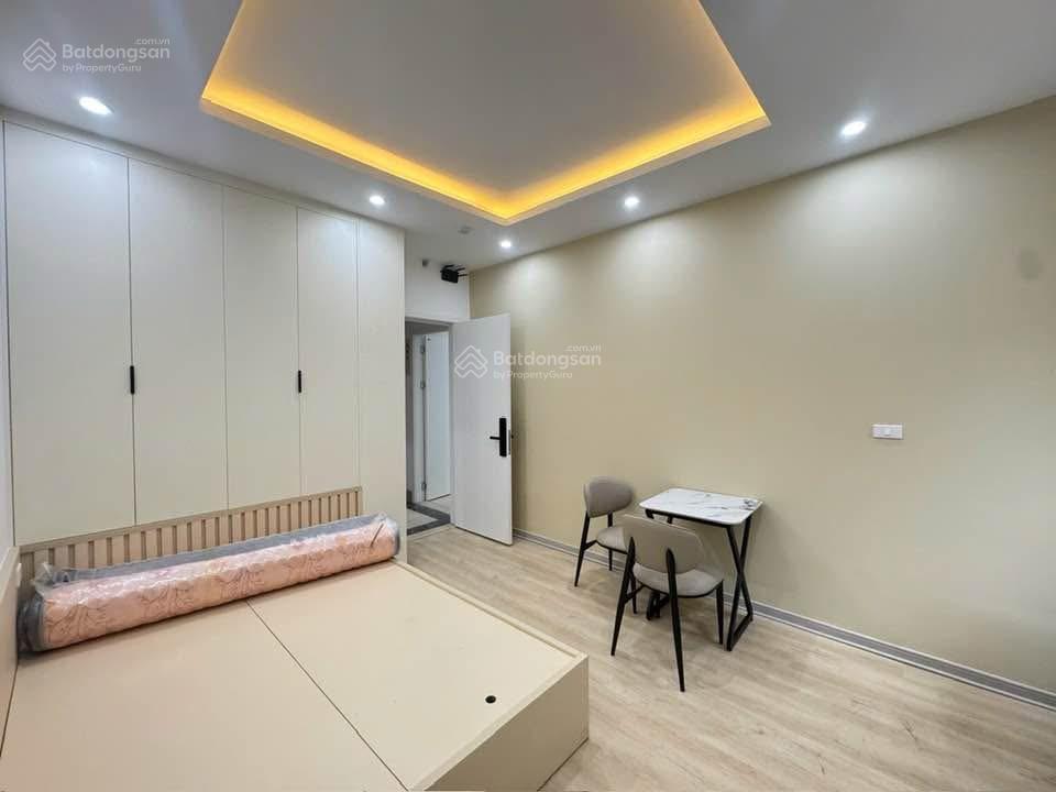 Nguyễn thị định (nguyễn ngọc vũ) cầu giấy dt 131/154m x 7 tầng mt 12.5 m giá 56.8 tỷ apartment