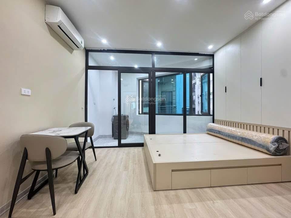 Nguyễn thị định (nguyễn ngọc vũ) cầu giấy dt 131/154m x 7 tầng mt 12.5 m giá 56.8 tỷ apartment