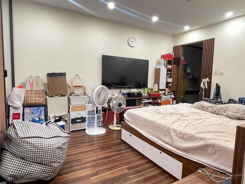 Bán căn hộ chung cư cao cấp thăng long number one  khuất duy tiến  trung tâm cầu giấy.
119
 căn