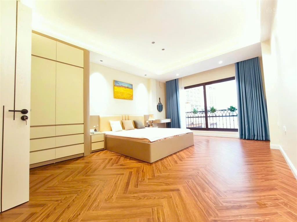Lê trọng tấn chỉ 10m ra khu phân lô trần điền 6 tầng thang máy 4 ngủ khép kín siêu rộng ở siêu