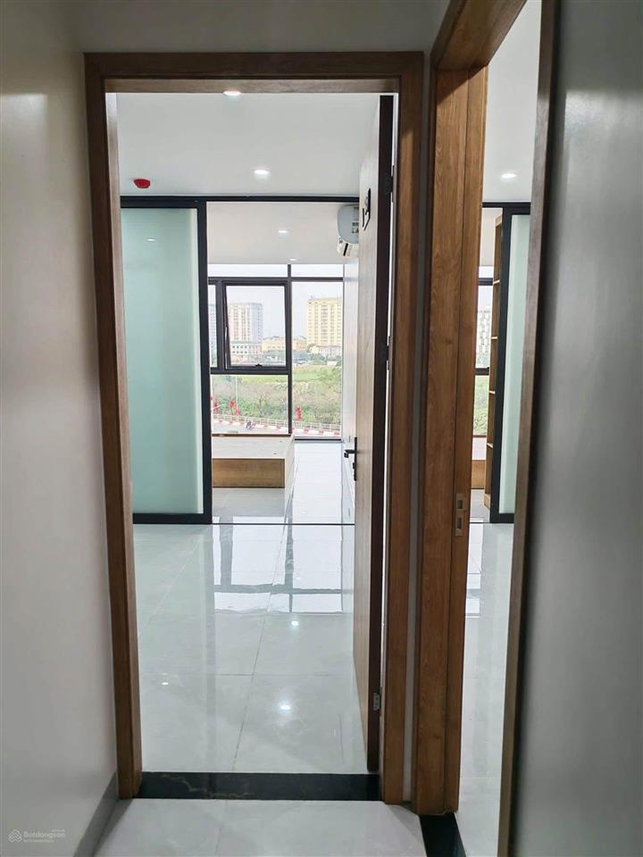 Phương canh từ liêm #
mặt phố kinh doanh  tòa nhà xây mới mặt tiền bề thế  thoáng trước sau  vỉ