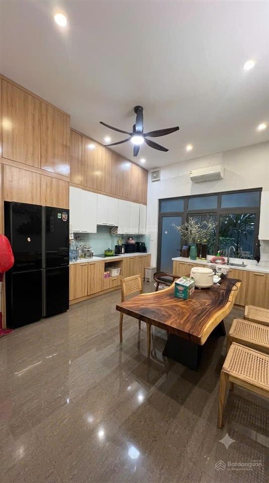 Chỉ nhỉnh 17 tỷ lò đúc | dt 60/75m x 5 tầng | mt 4m vị trí trung tâm, kết nối nhanh lò đúc