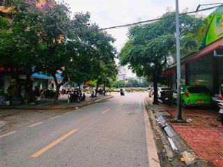 Nguyễn công hoan trung tâm ba đình  mặt tiền quyền lực  một mặt phố một mặt ngõ  vỉa hè kinh do