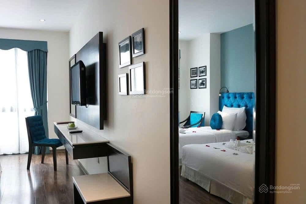 Chuyển nhượng khách sạn 3 sao mặt phố bát sứ phố cổ hoàn kiếm, hà nội dt 130m2