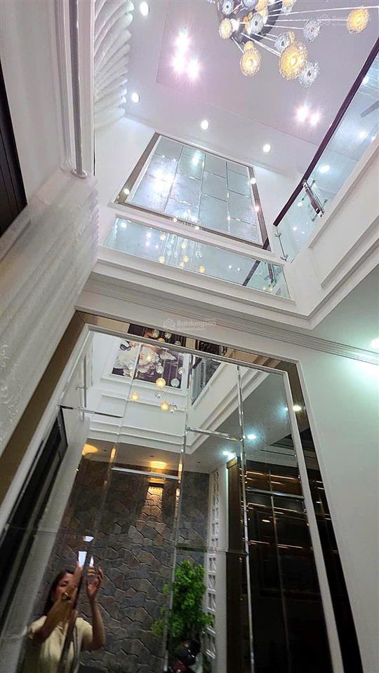 Nhỉnh 15 tỷ có ngay "cung điện" ở ba đình, 52m2, 6 tầng, thang máy. ngõ thông rộng, vài bước