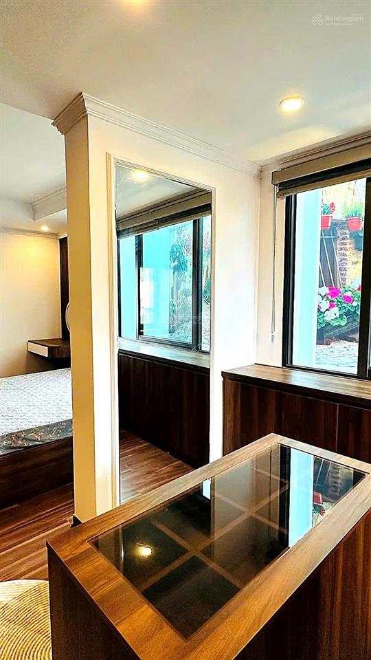 Nhỉnh 15 tỷ có ngay "cung điện" ở ba đình, 52m2, 6 tầng, thang máy. ngõ thông rộng, vài bước