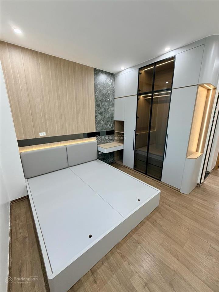 Hàng hiếm trung tâm mỹ đình căn góc 120m2, 3 phòng ngủ 3 wc full nội thất ở ngay giảm chào còn 8tỷ