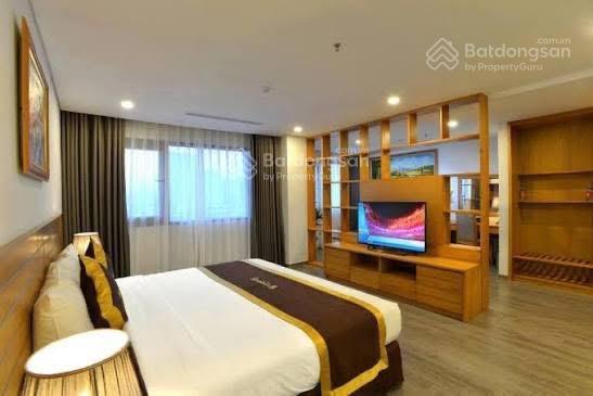 Khách sạn 4 lô góc 2 mặt phố cầu giấy