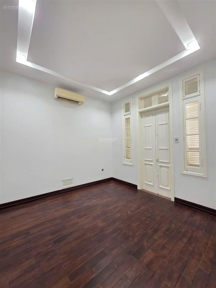 Âu cơ tây hồ biệt thự vip hiếm tây hồ  cạnh bảo tàng văn học việt nam