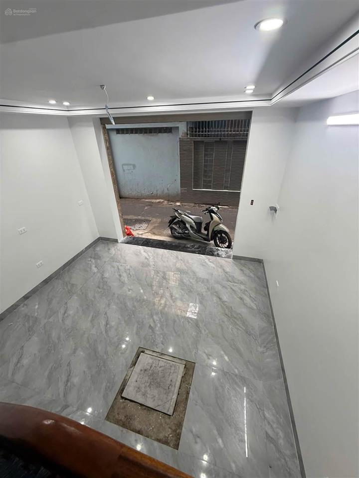 Nhà đẹp đường bưởi ba đình | 52m2 7 tầng mt 4,5m 18 tỷ vị trí đẹp, kết nối nhanh