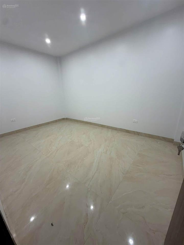 Nhà đẹp đường bưởi ba đình | 52m2 7 tầng mt 4,5m 18 tỷ vị trí đẹp, kết nối nhanh