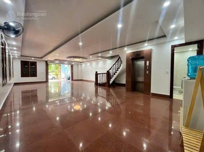 Cho thuê nhà nguyên căn trung văn, nam từ liêm bt bắc hà tố hữu 170m2 2 tầng ôtô vào thoải mái