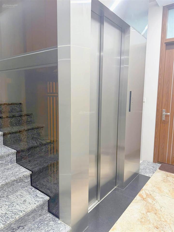 Kđt định công hoàng mai biệt thự vip  logoc bề thế 3 mặt thoáng  thang máy oto tránh vỉa hè