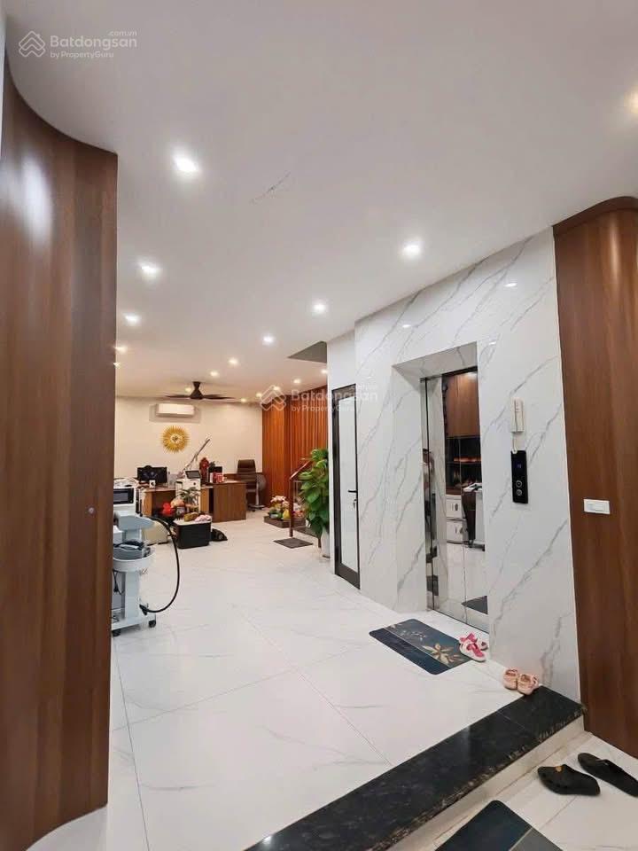 Siêu phẩm liền kề kđt văn khê hà đông 90m 5 tầng thang máy giá 25 tỷ phân lô