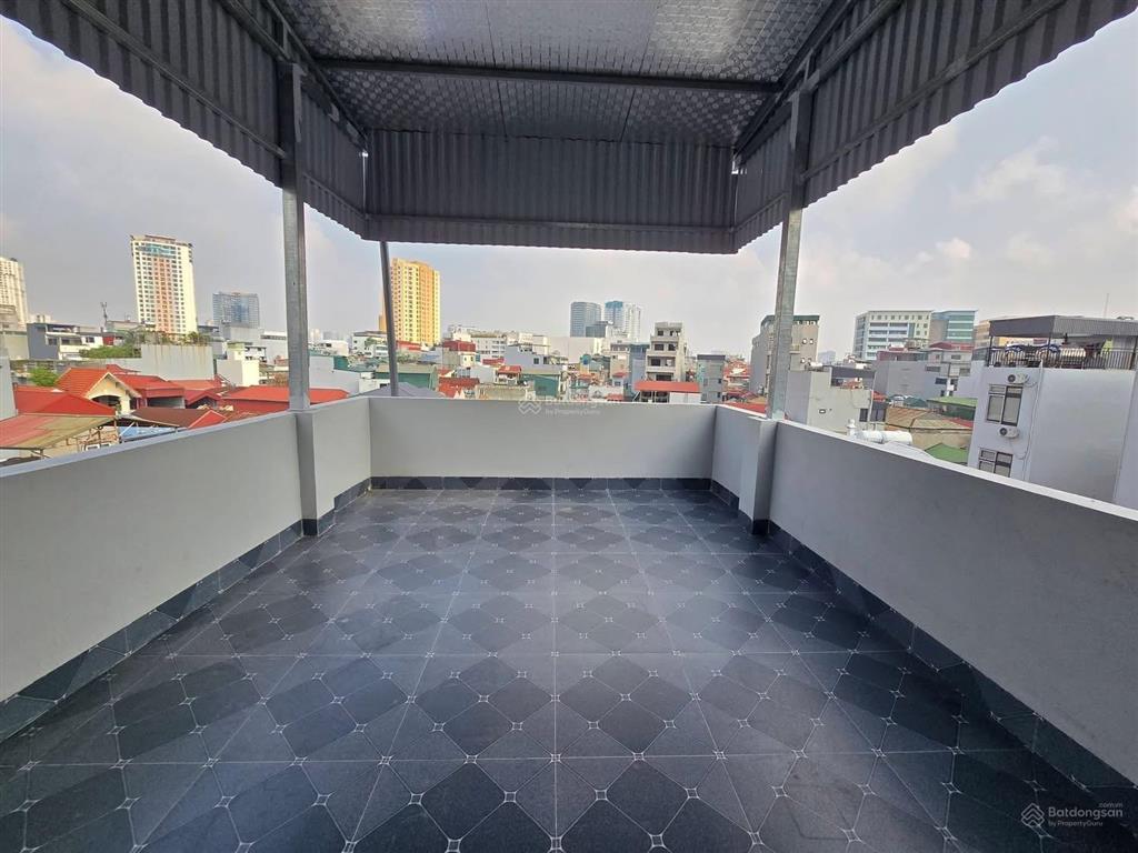 Mới tinh  cù chính lan thanh xuân | nhà 07 tầng  thang máy bên hông có sân thoáng sáng
dt 50m