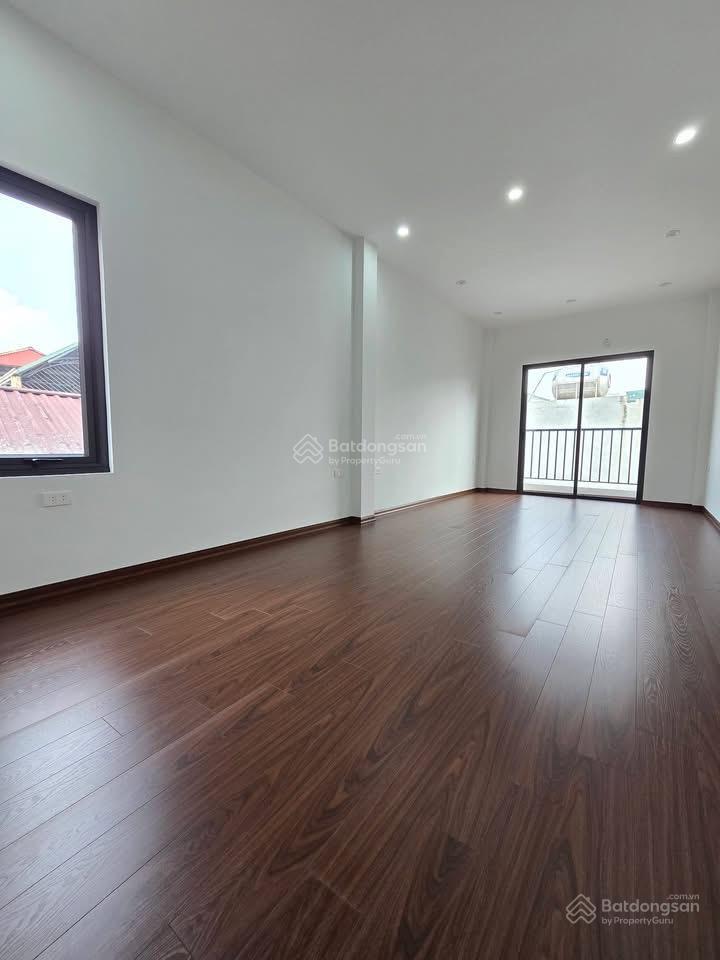 Mới tinh  cù chính lan thanh xuân | nhà 07 tầng  thang máy bên hông có sân thoáng sáng
dt 50m