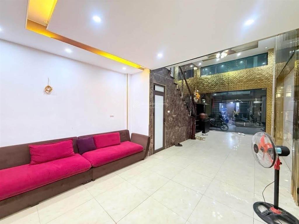 Nguyễn chí thanh dt 45 m x 6 tầng mt 4 m giá 20 tỷ đống đa ô tô tránh chạy vòng quanh vip đống đa