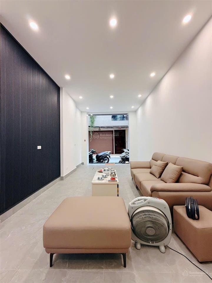 Ngộp quá rồi giảm hẳn 5 tỷ  đống đa  ô tô tránh  kinh doanh  khu phân lô 4 tầng dt 45m2  full