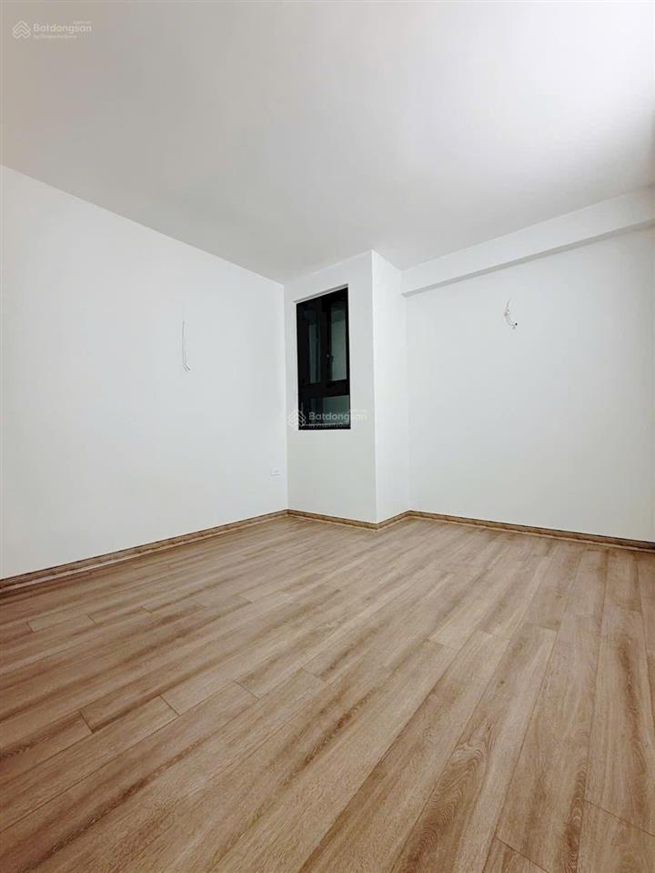 Ngộp quá rồi giảm hẳn 5 tỷ  đống đa  ô tô tránh  kinh doanh  khu phân lô 4 tầng dt 45m2  full