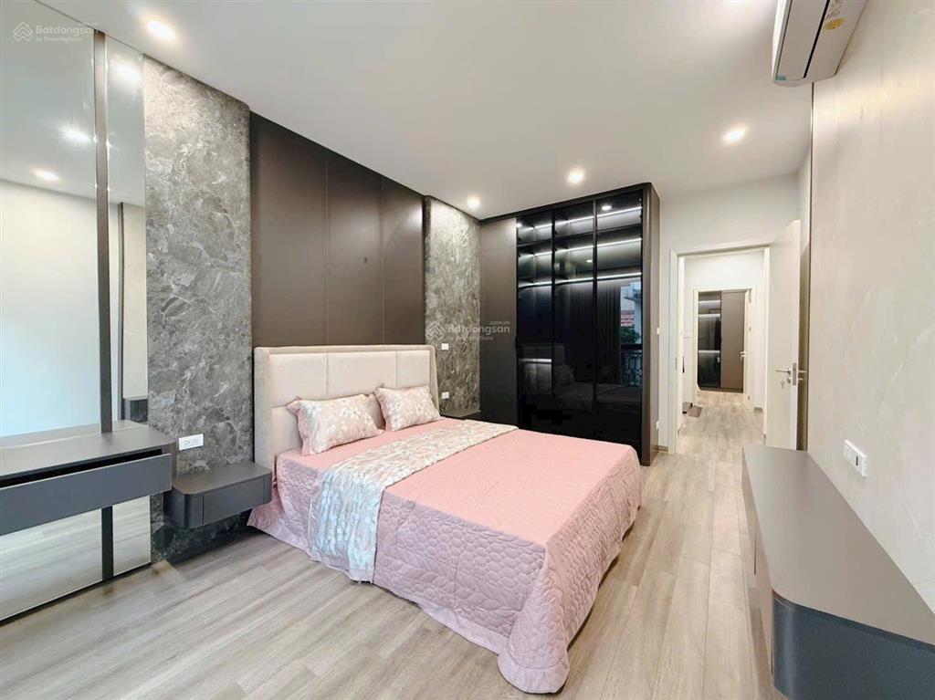 Ngộp quá rồi giảm hẳn 5 tỷ  đống đa  ô tô tránh  kinh doanh  khu phân lô 4 tầng dt 45m2  full